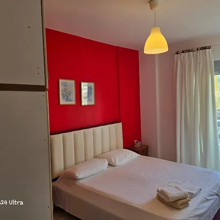 Seaside Partial Seaview アパート Vlorë