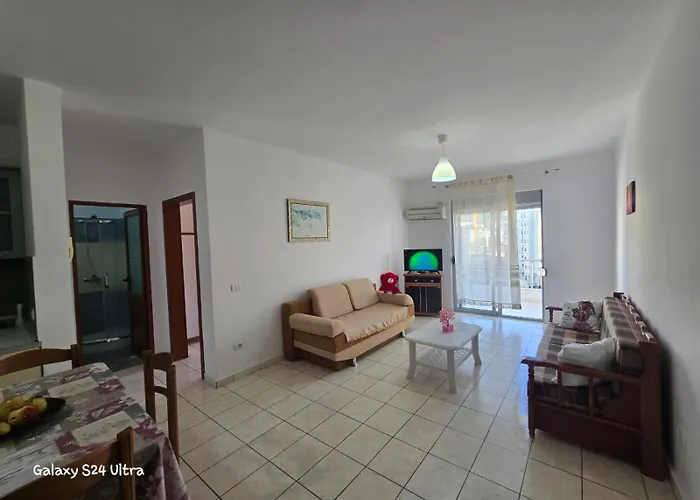 Seaside Partial Seaview Apartment