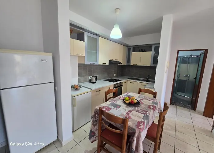 Seaside Partial Seaview * Vlorë